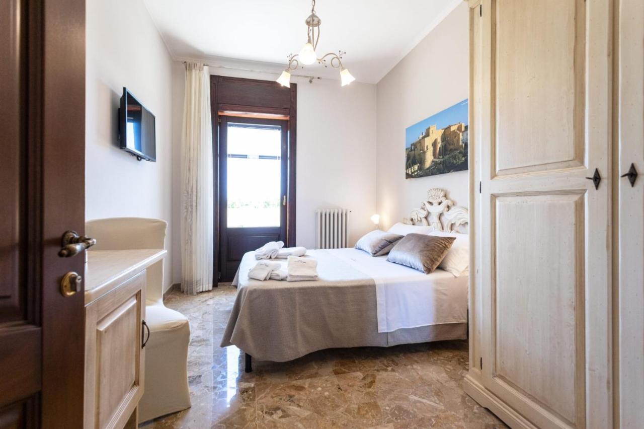 B&B Domus Japigia Ugento Kültér fotó